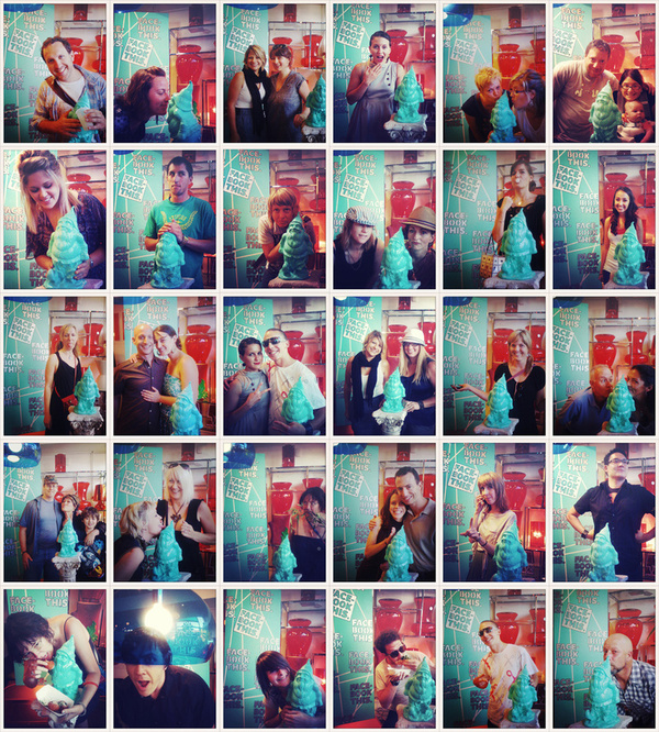 Samuel Schimek: Facebook This. Social Media Photobooth.