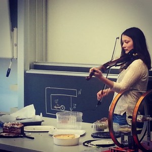 Im Mittelpunkt stehen begabte Jugendliche. Nicht Teams. 