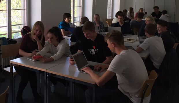 1b7489b8-7460-429a-b503-7317c177196a